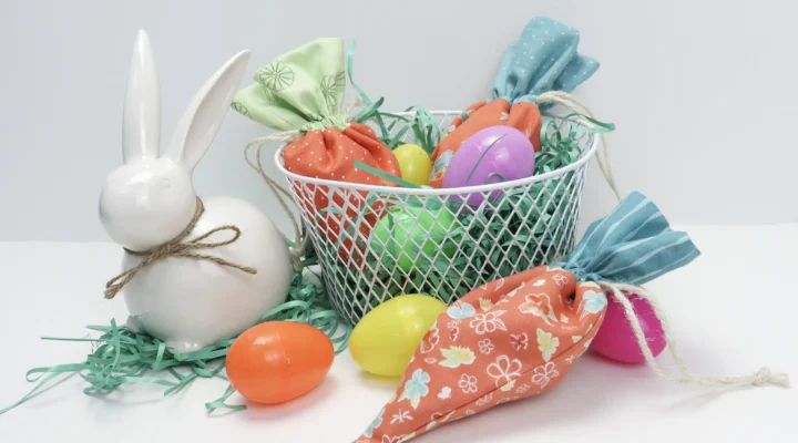 carrot drawstring bags with easter basket and ceramic bunny